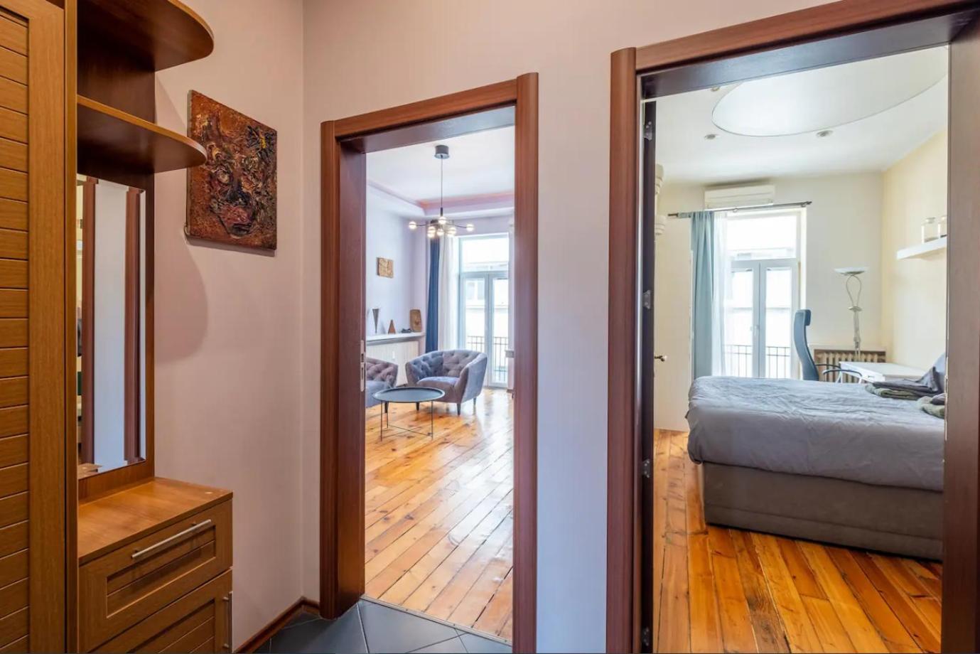 סופיה Charming 2Bdr Apartment In Historic Center With Parking מראה חיצוני תמונה