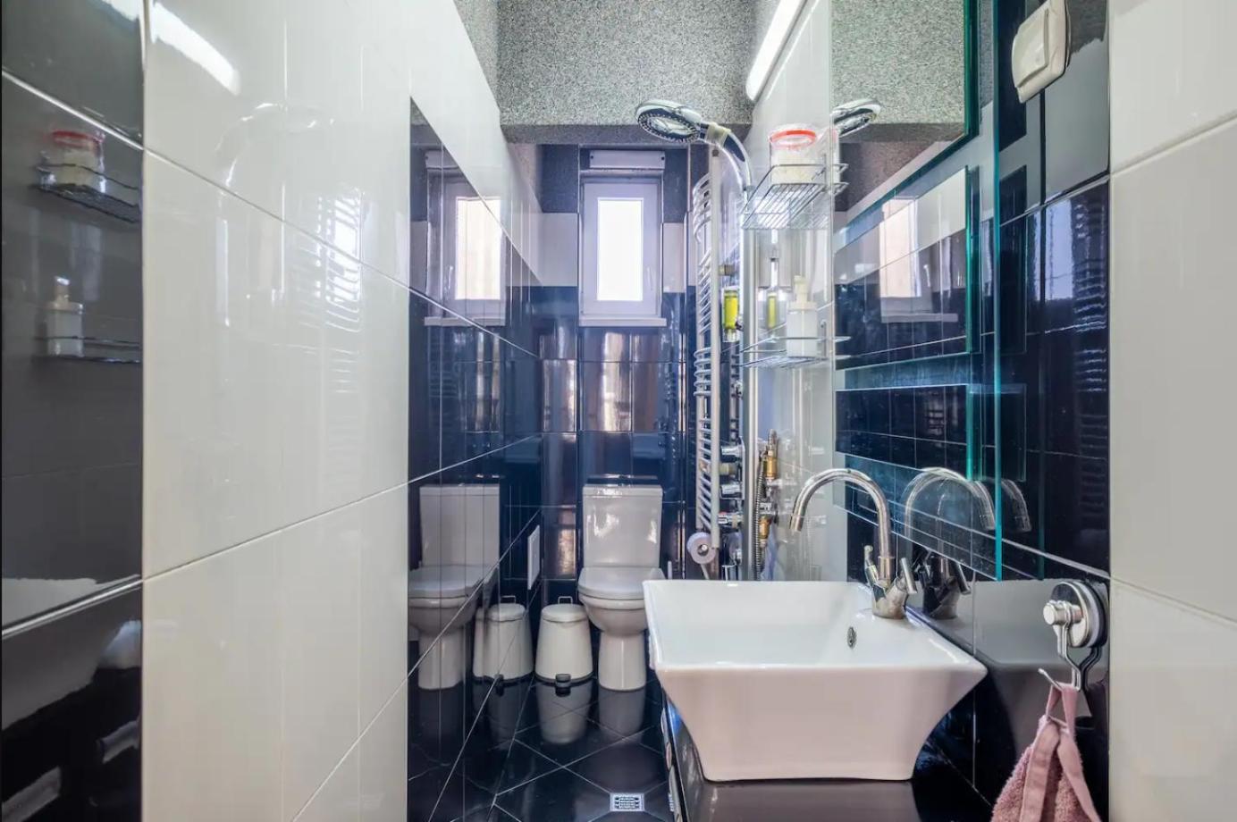 סופיה Charming 2Bdr Apartment In Historic Center With Parking מראה חיצוני תמונה